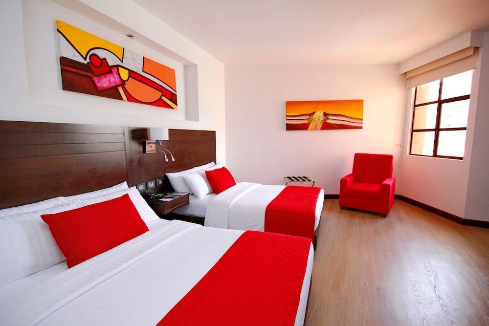 Hotel Dann Carlton Кали Екстериор снимка
