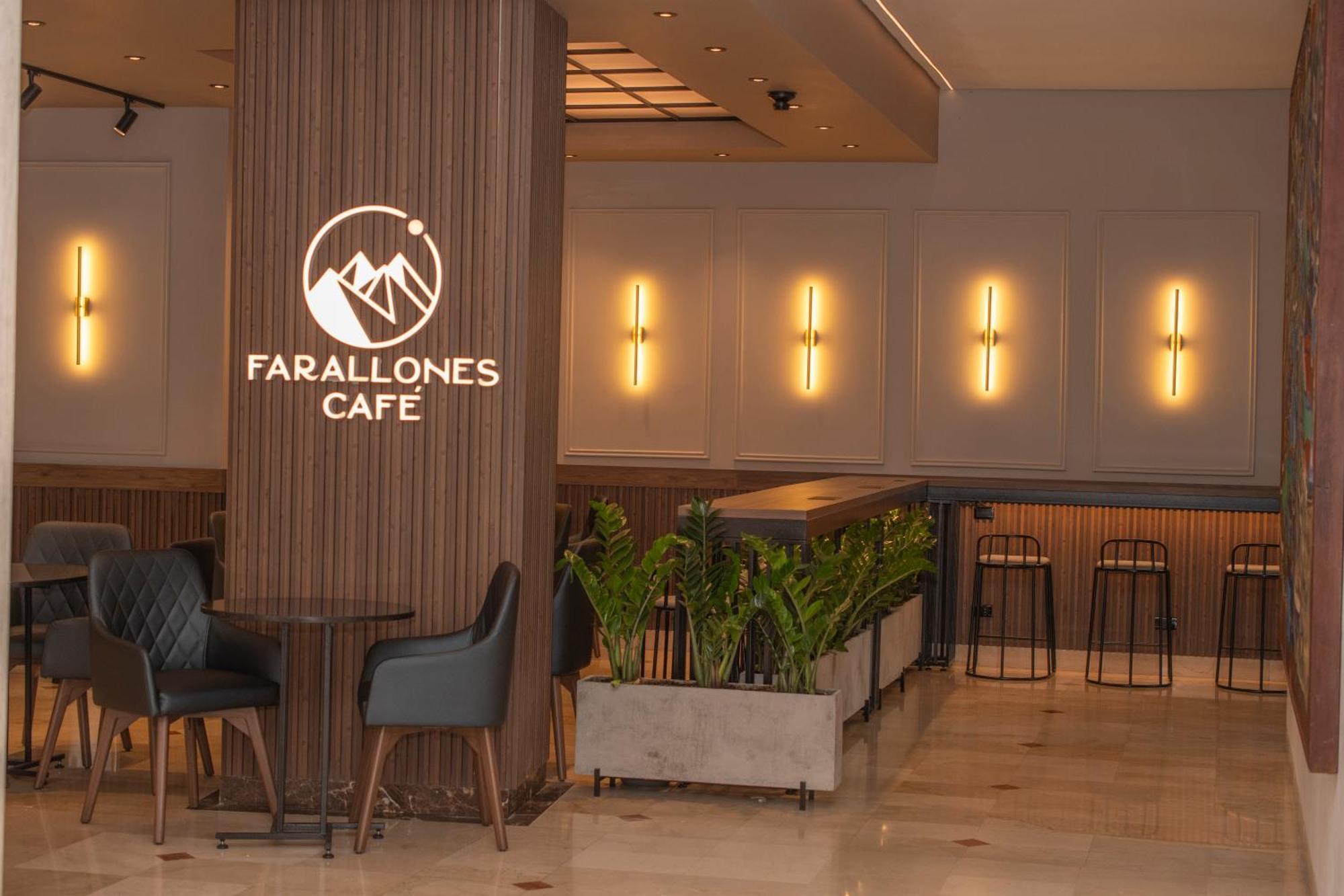 Hotel Dann Carlton Кали Екстериор снимка